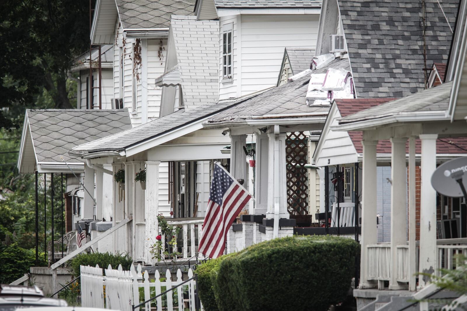 Average home sale price and median home price sales price are up nearly 10 percent compared to last year, according to Dayton Realtors. JIM NOELKER/STAFF