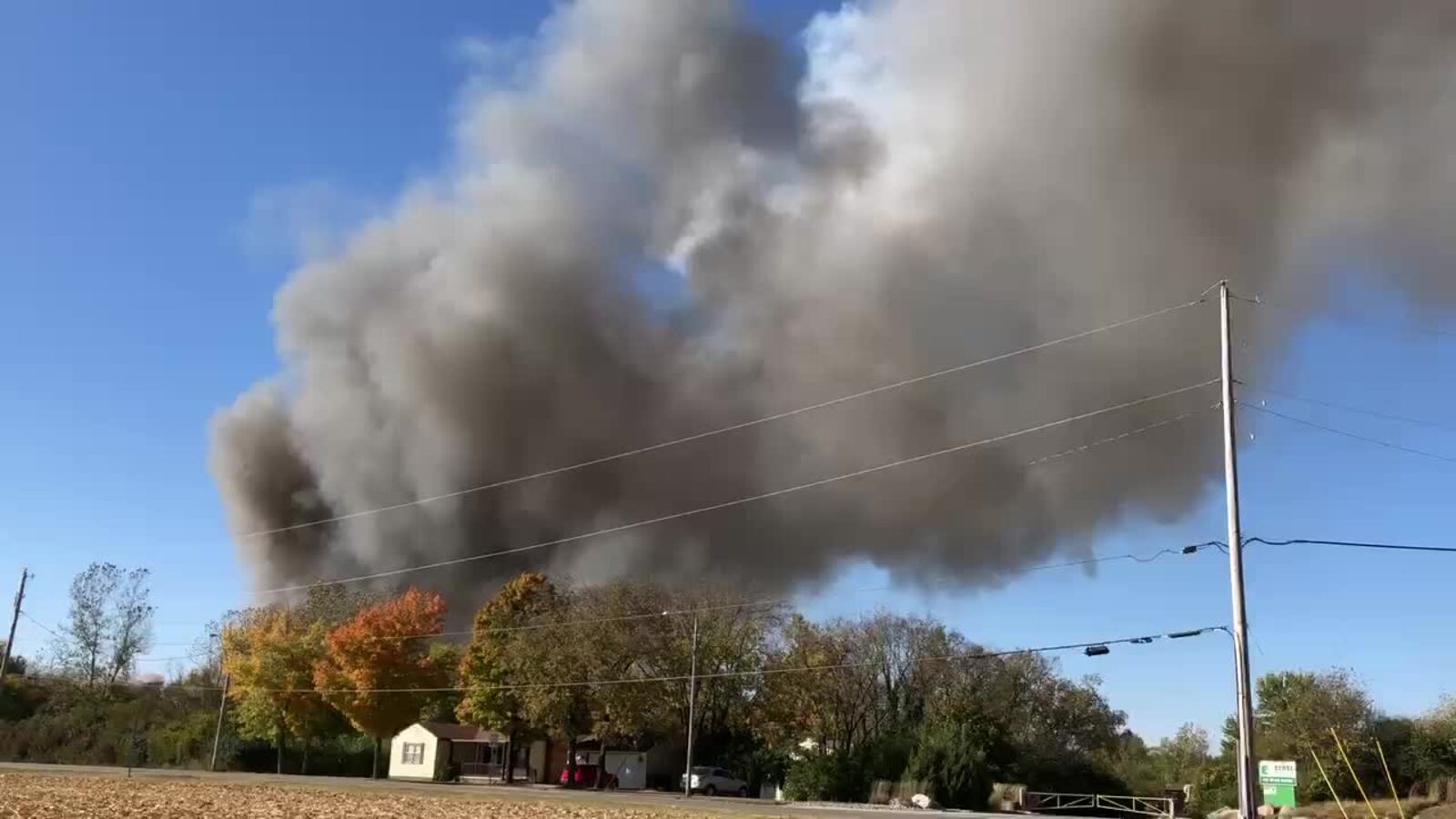 Heavy smoke from West Carrollton fire