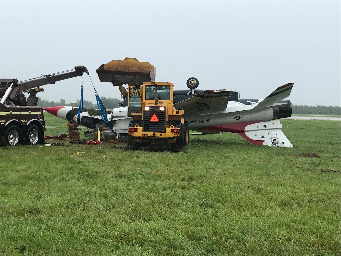 PHOTOS: Thunderbird flips on its top at Dayton Air Show