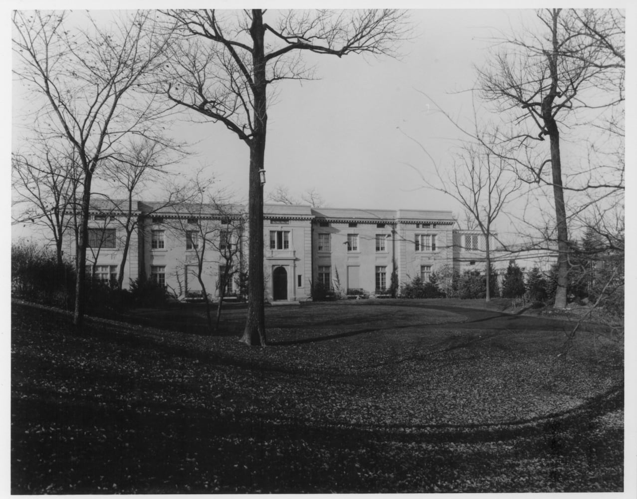 Cox mansion up for auction