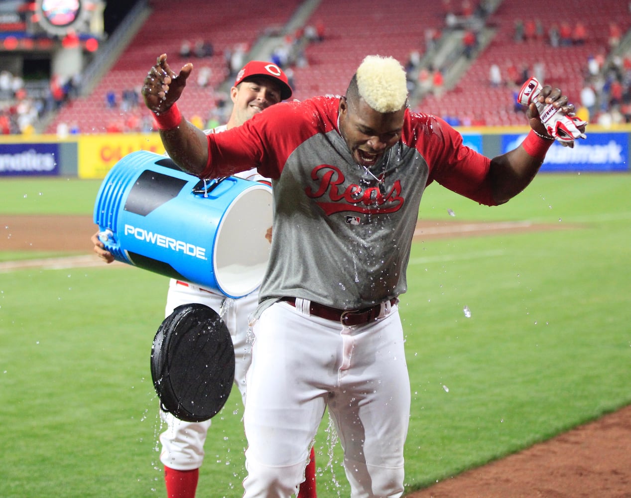 Photos: Reds celebrate Yasiel Puig's walk-off hit