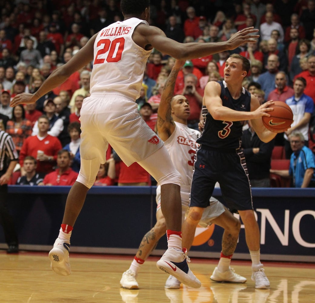 Highlights: Dayton Flyers vs. Saint Mary's Gaels