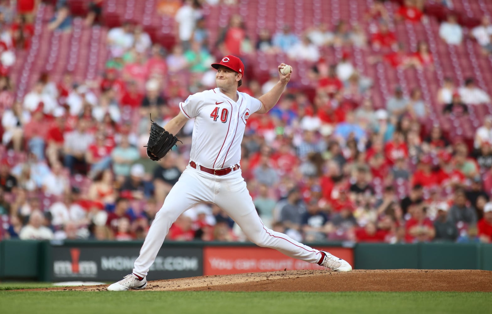 Reds vs. Phillies