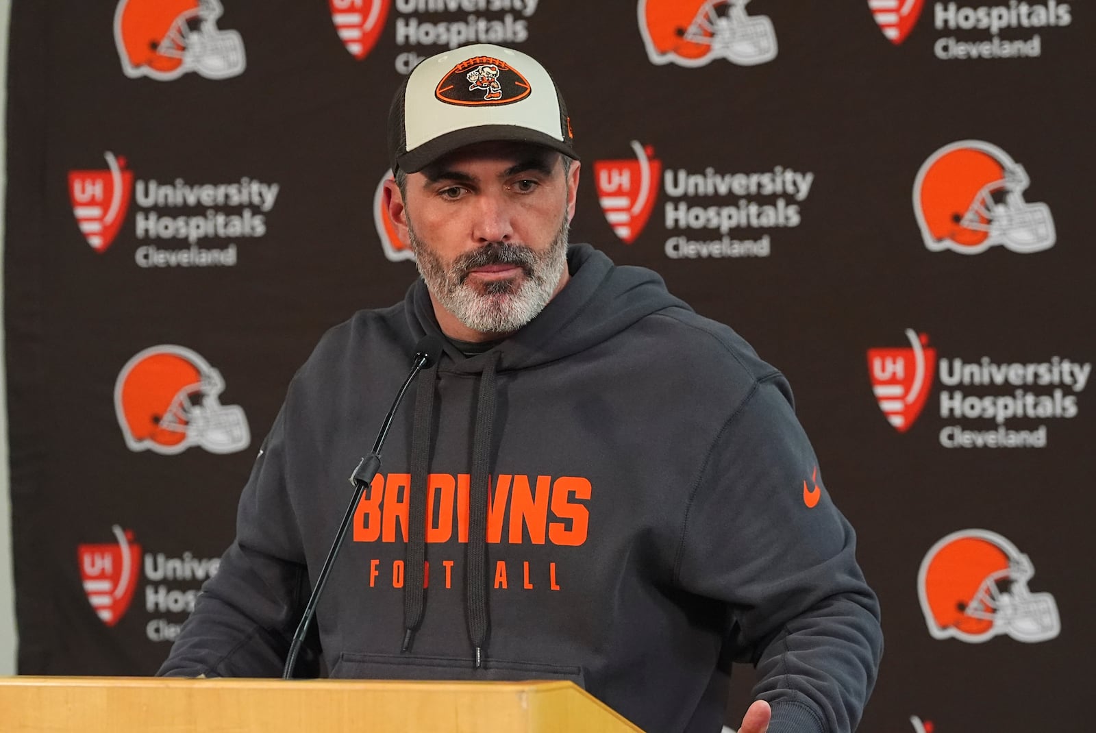 Cleveland Browns head coach Kevin Stefanski responds to a question during a news conference after an NFL football game against the Denver Broncos Monday, Dec. 2, 2024, in Denver. (AP Photo/David Zalubowski)