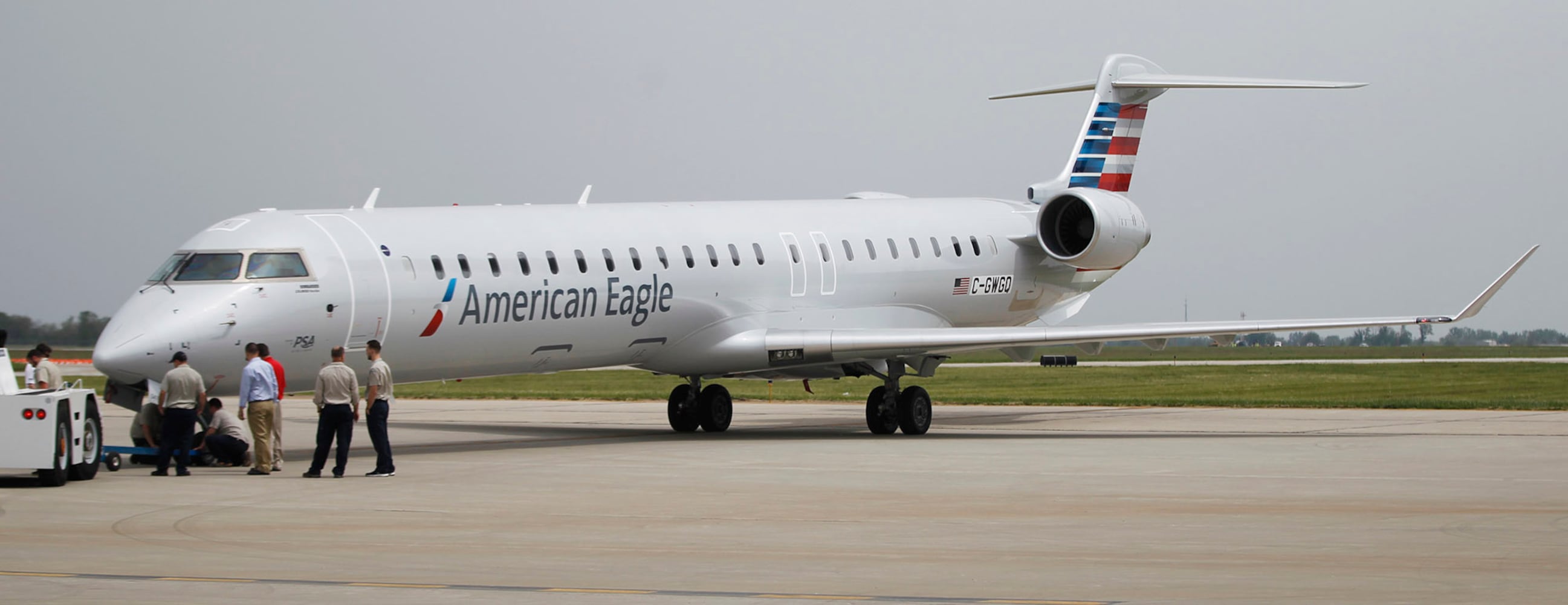 PSA Gets New Regional Jet