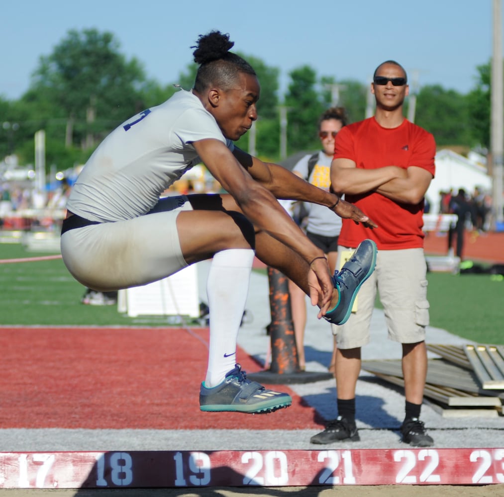 Photo gallery: D-I regional track and field at Wayne