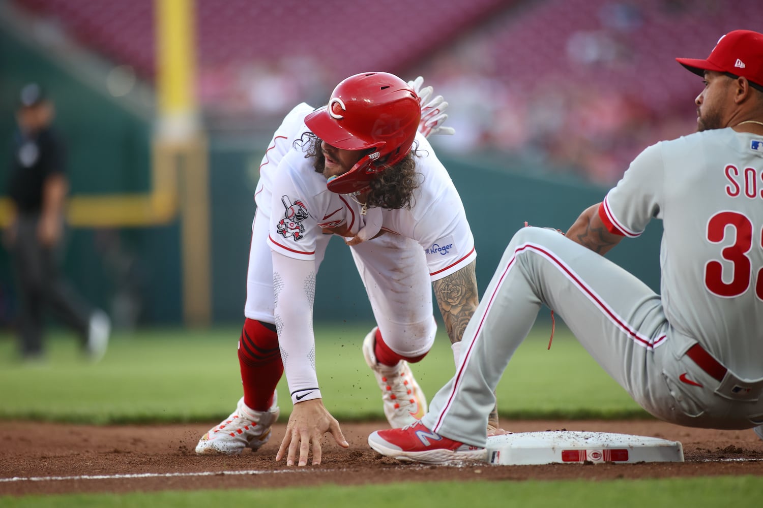 Reds vs. Phillies