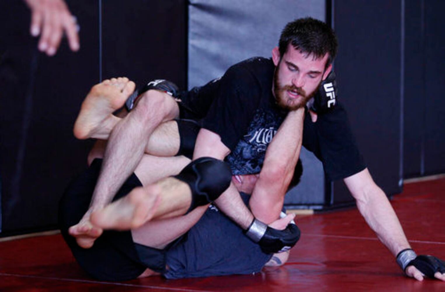 UFC star Rich Franklin trains for fight