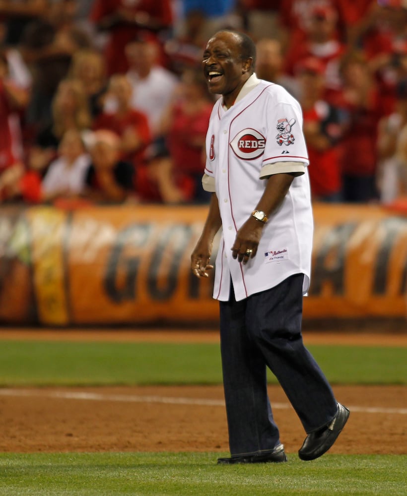 Reds honor Hall of Famers