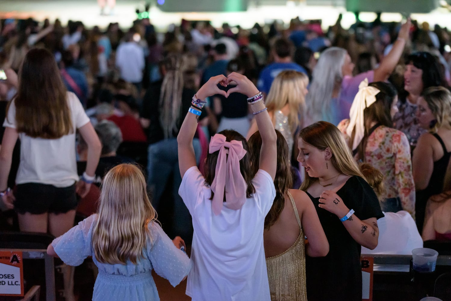 PHOTOS: Let's Sing Taylor live at Rose Music Center