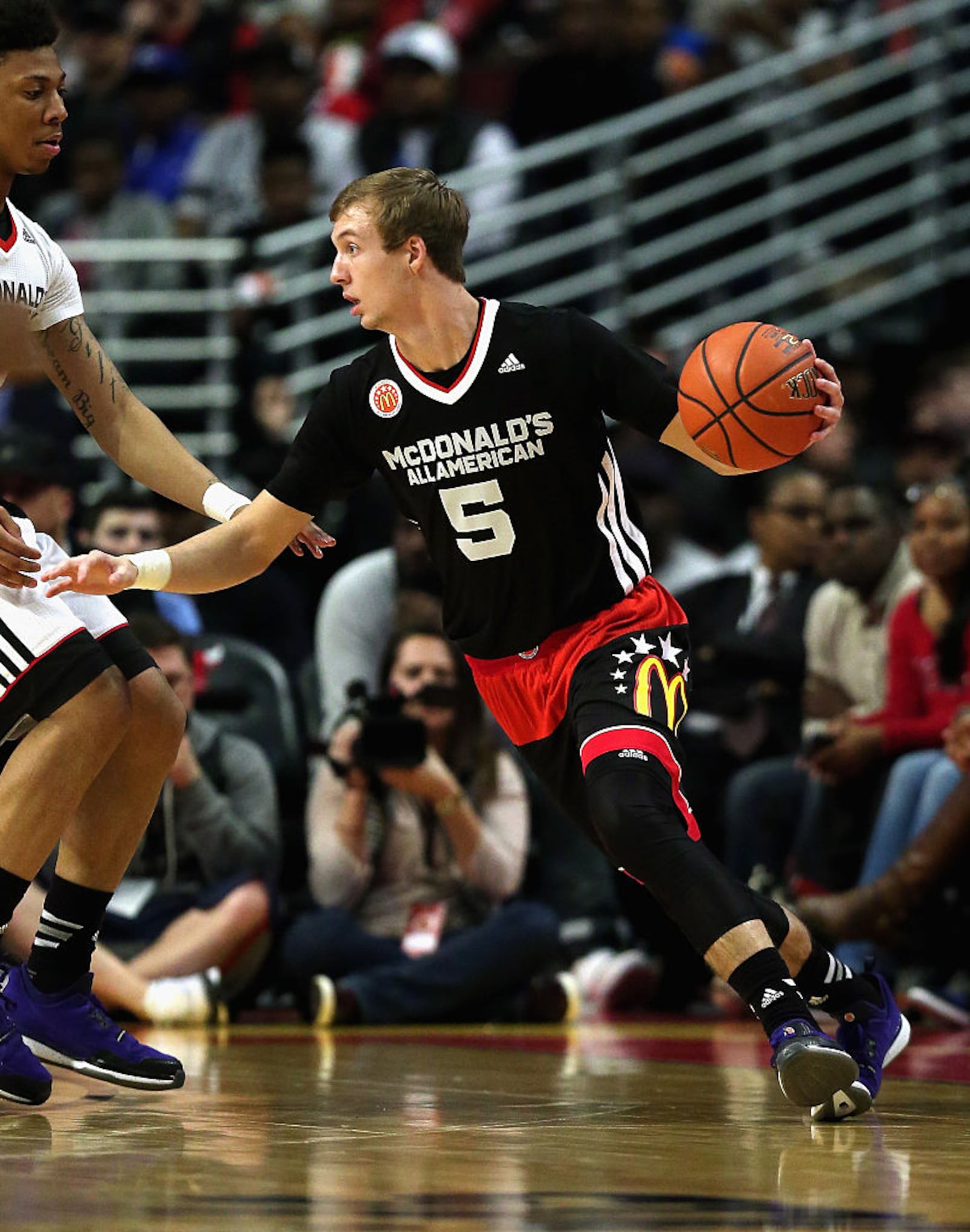 CHICAGO, IL - APRIL 01: Luke Kennard #5 of the East team moves during the 2015 McDonalds's All American Game at the United Center on April 1, 2015 in Chicago, Illinois. (Photo by Jonathan Daniel/Getty Images)