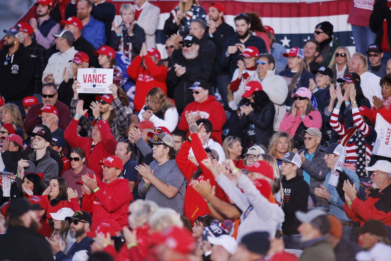 110722 Trump rally