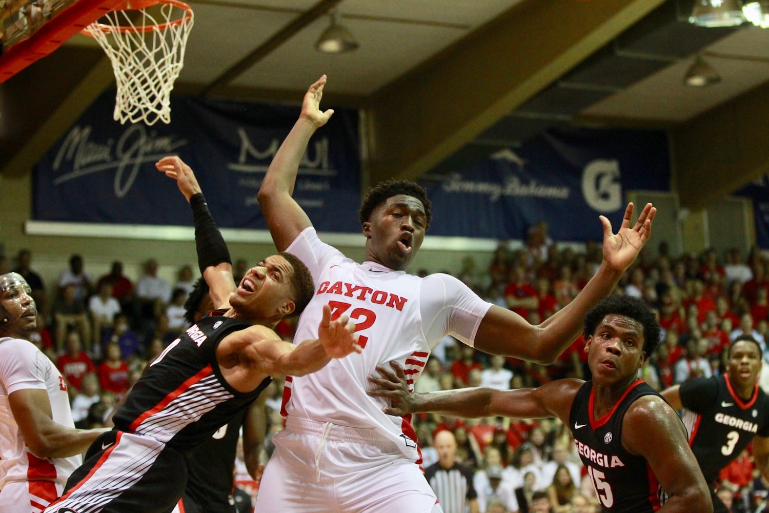 Photos: Dayton Flyers rout Georgia in Maui Invitational