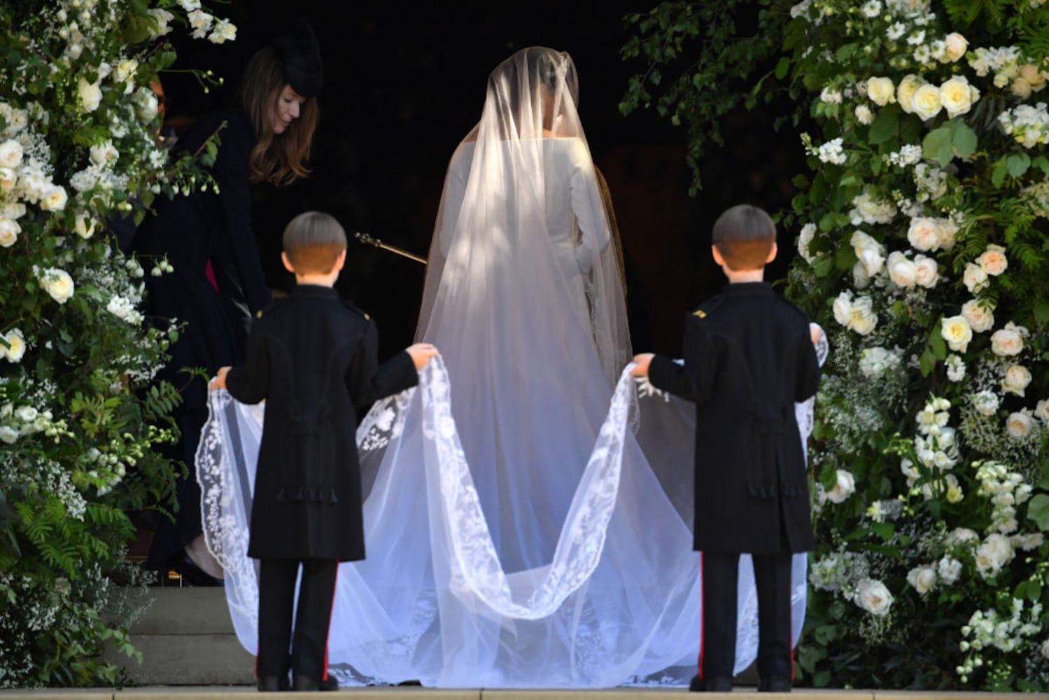 Royal Wedding Photos: The kiss, the ring and other highlights