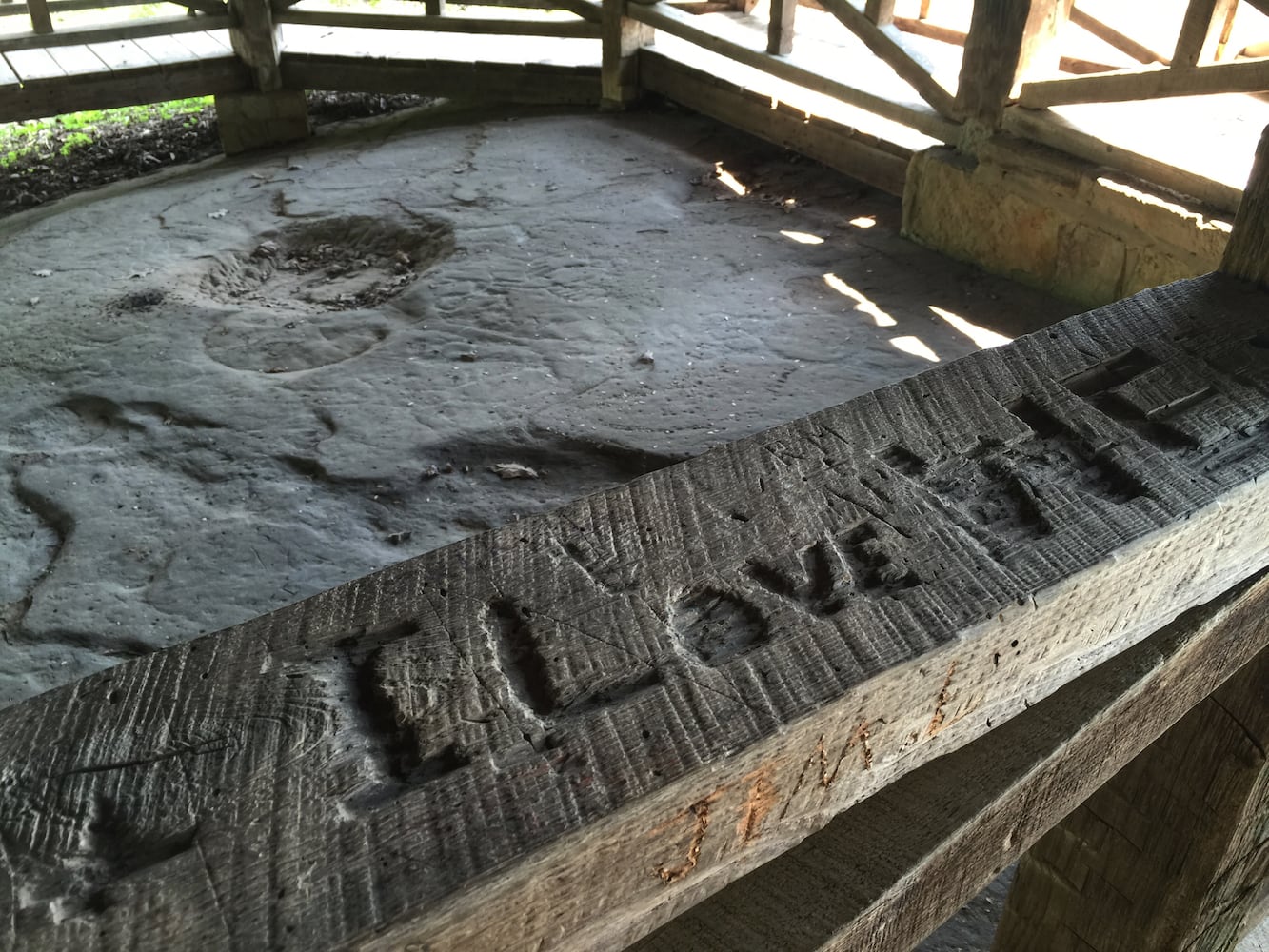 Leo Petroglyph State Memorial