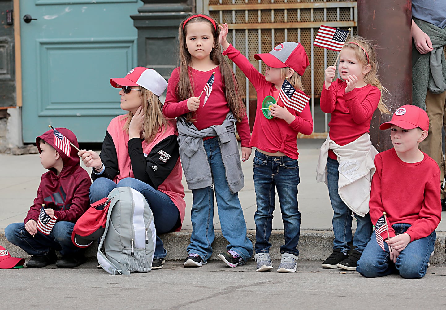 PHOTOS: Cincinnati Reds Opening Day Parade