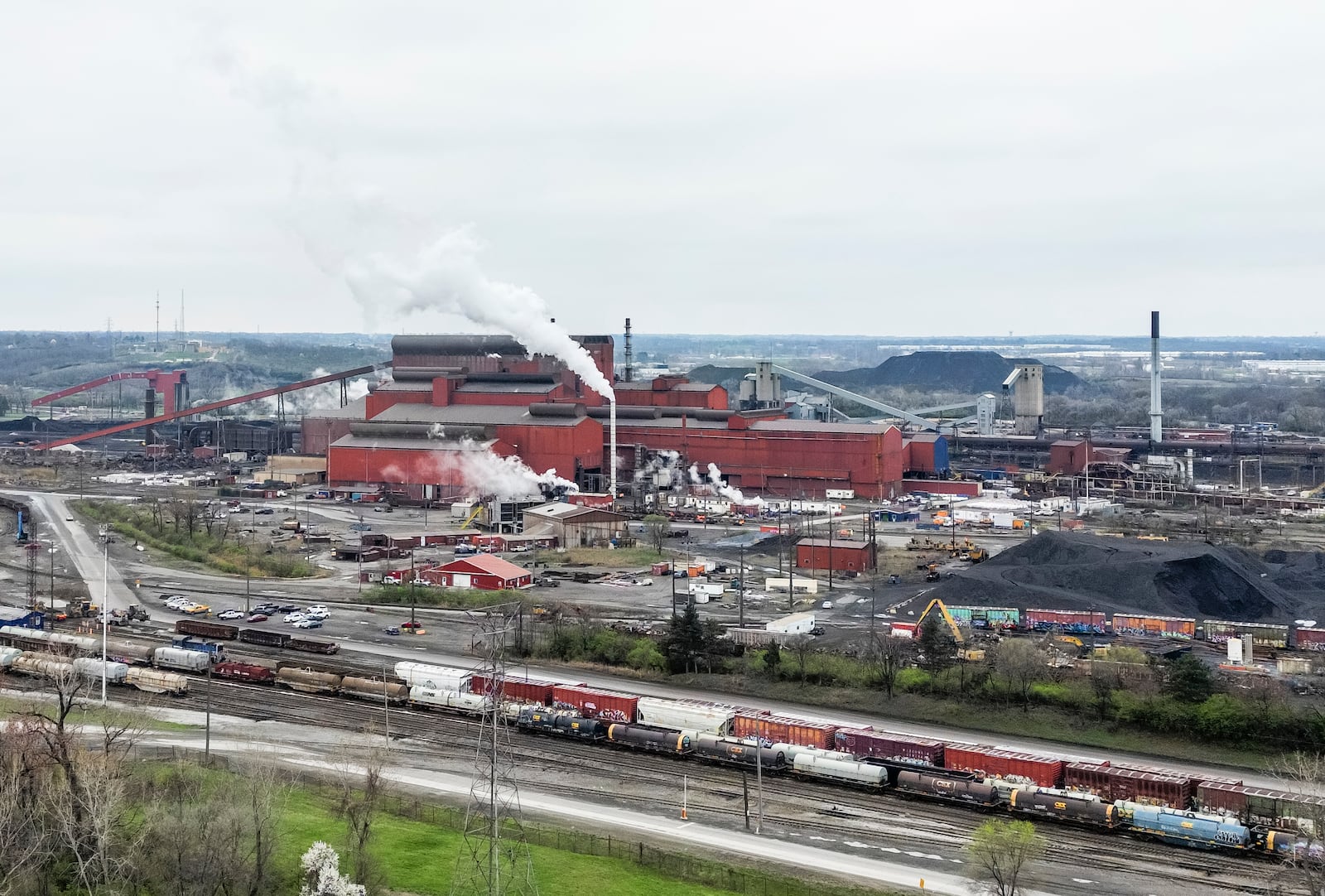 Cleveland-Cliffs Middletown Works is expected to receive a major investment up to $500 million in federal grants to overhaul the ironmaking systems and install a new environmentally friendly system. NICK GRAHAM/STAFF