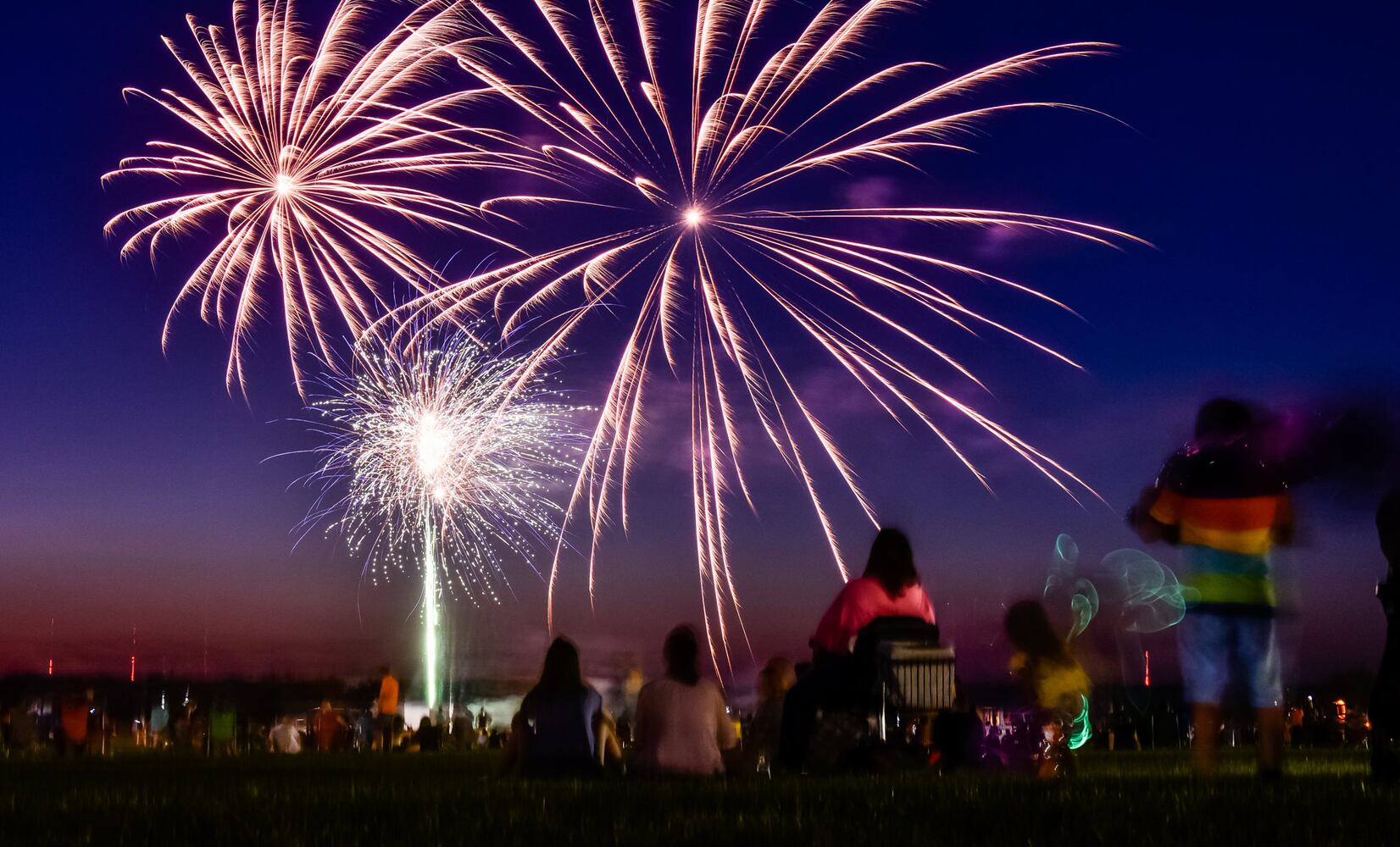 Ohio Challenge balloon glow and fireworks