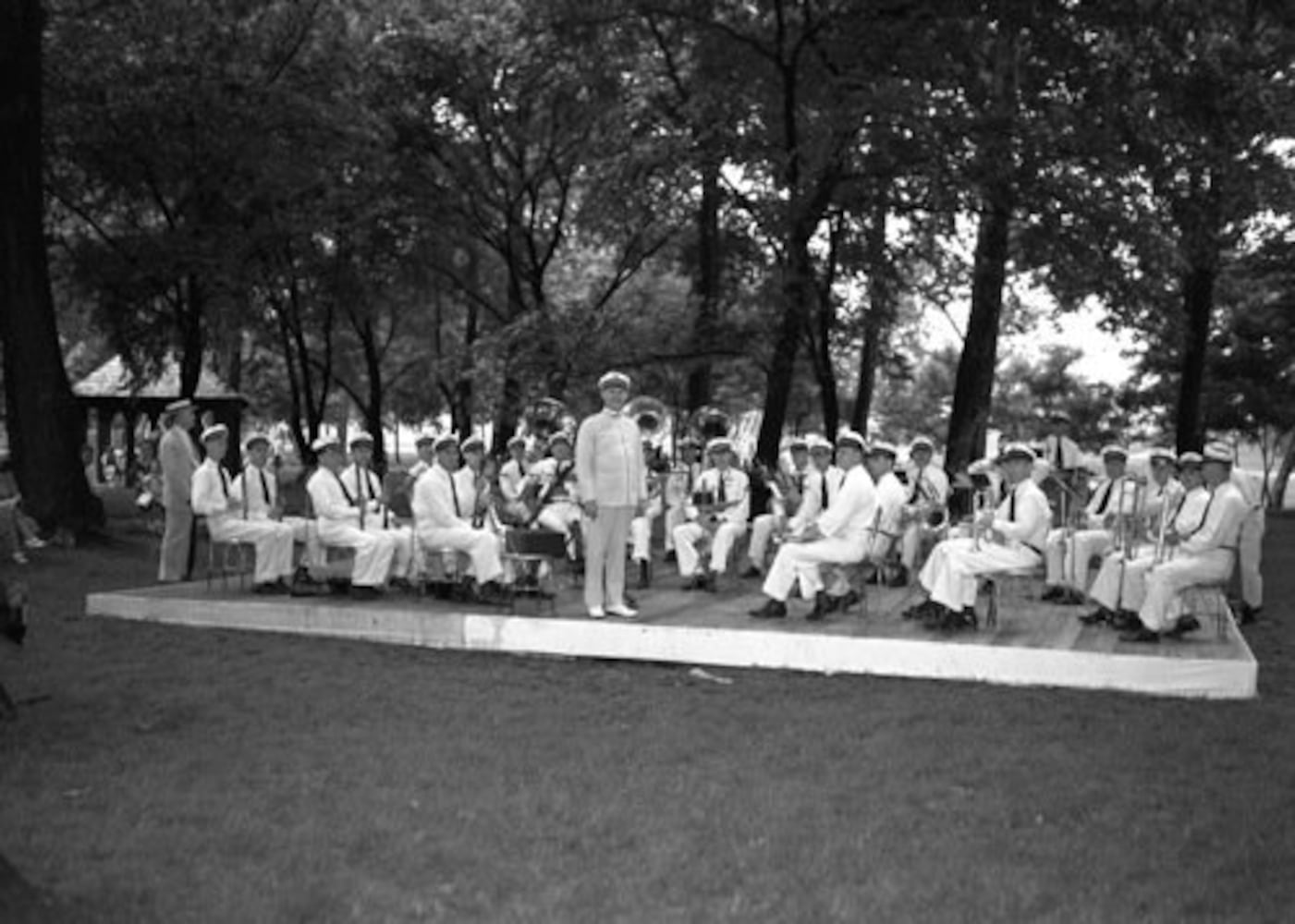 Historic photos of Old River Park