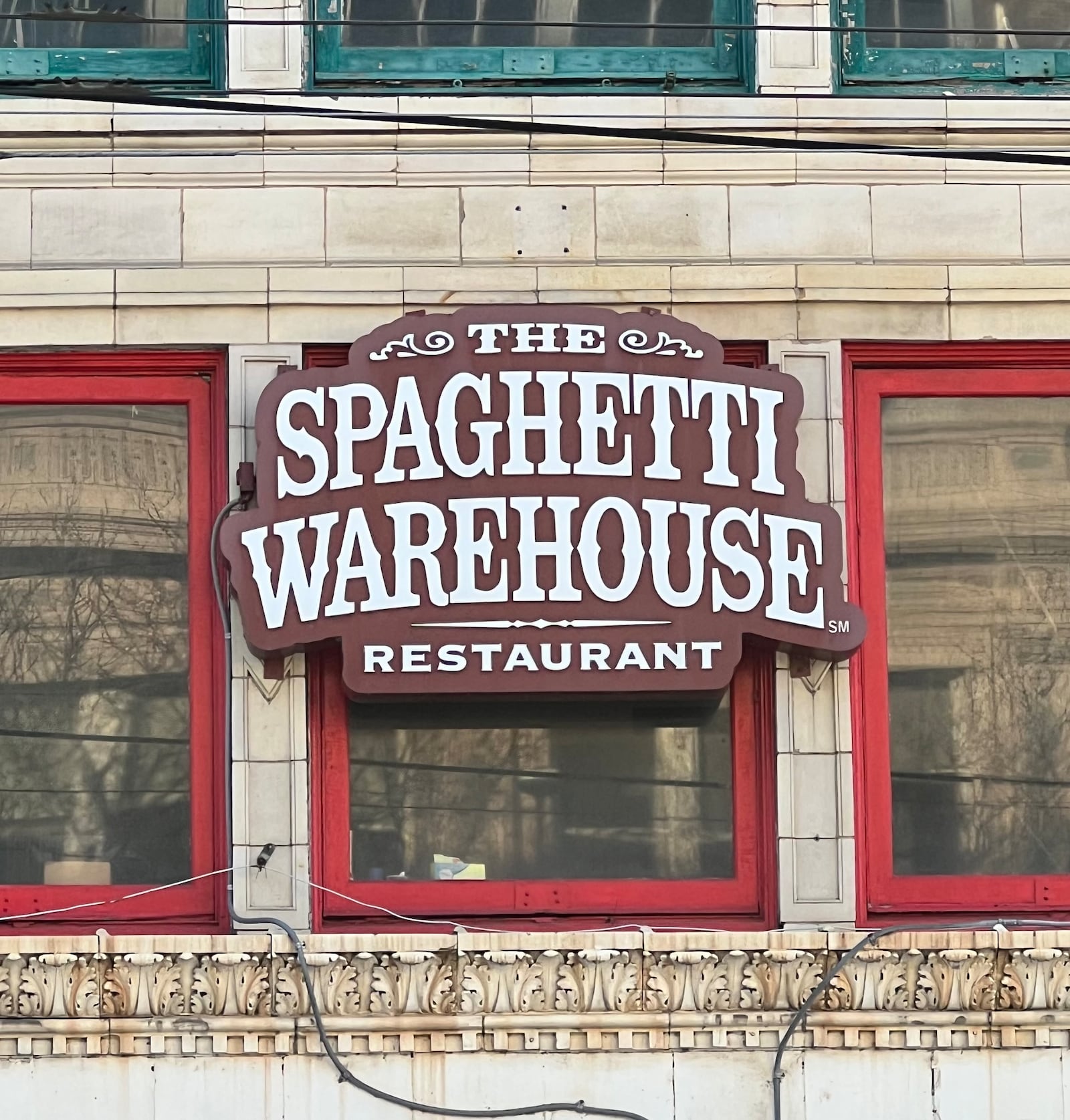 Hunting for ghosts at Dayton’s Spaghetti Warehouse, 2024. Credit: Paula Dytko