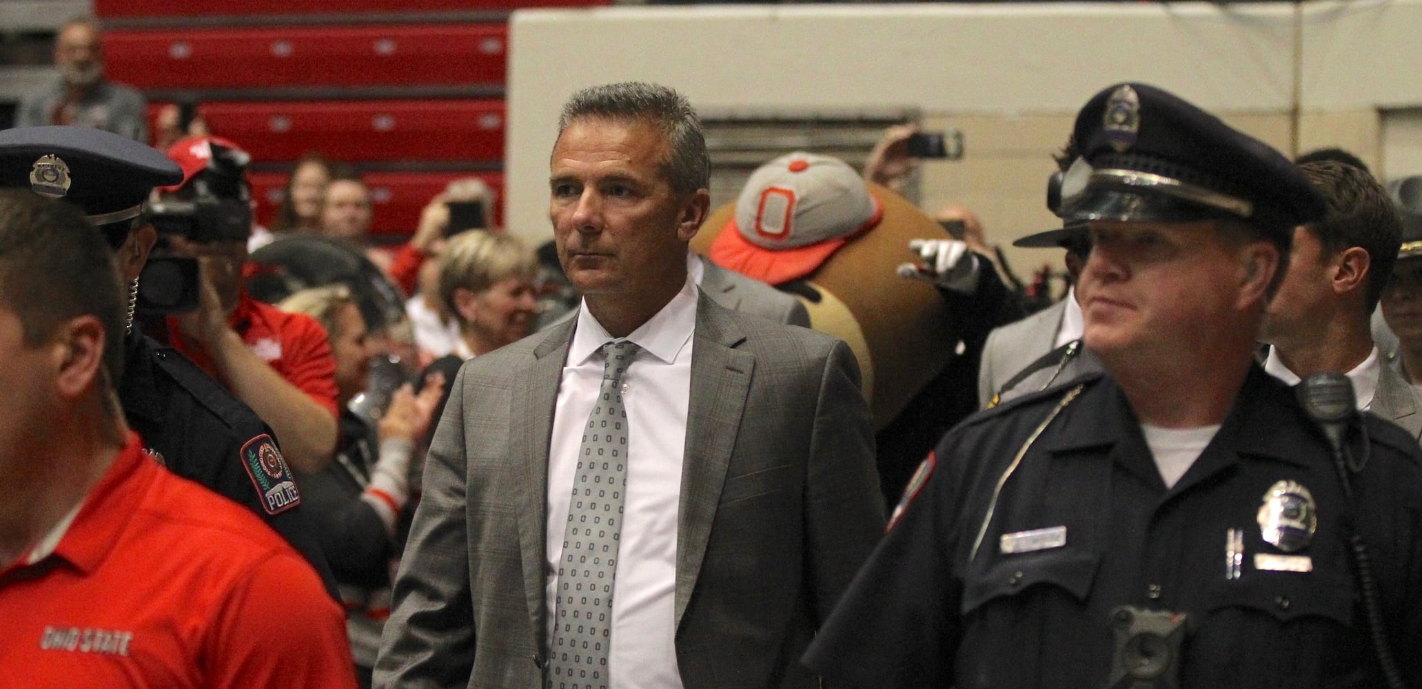 Photos: Urban Meyer returns to sideline for Ohio State