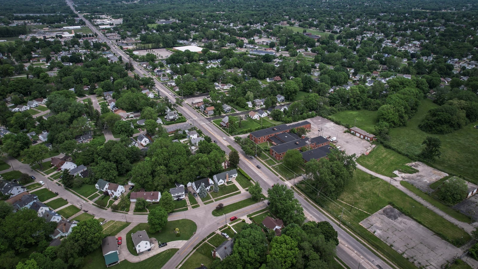 The city of Dayton plans to apply for millions of dollars in low-interest loans to curtail dangerous driving behavior on Gettysburg Ave. JIM NOELKER/STAFF