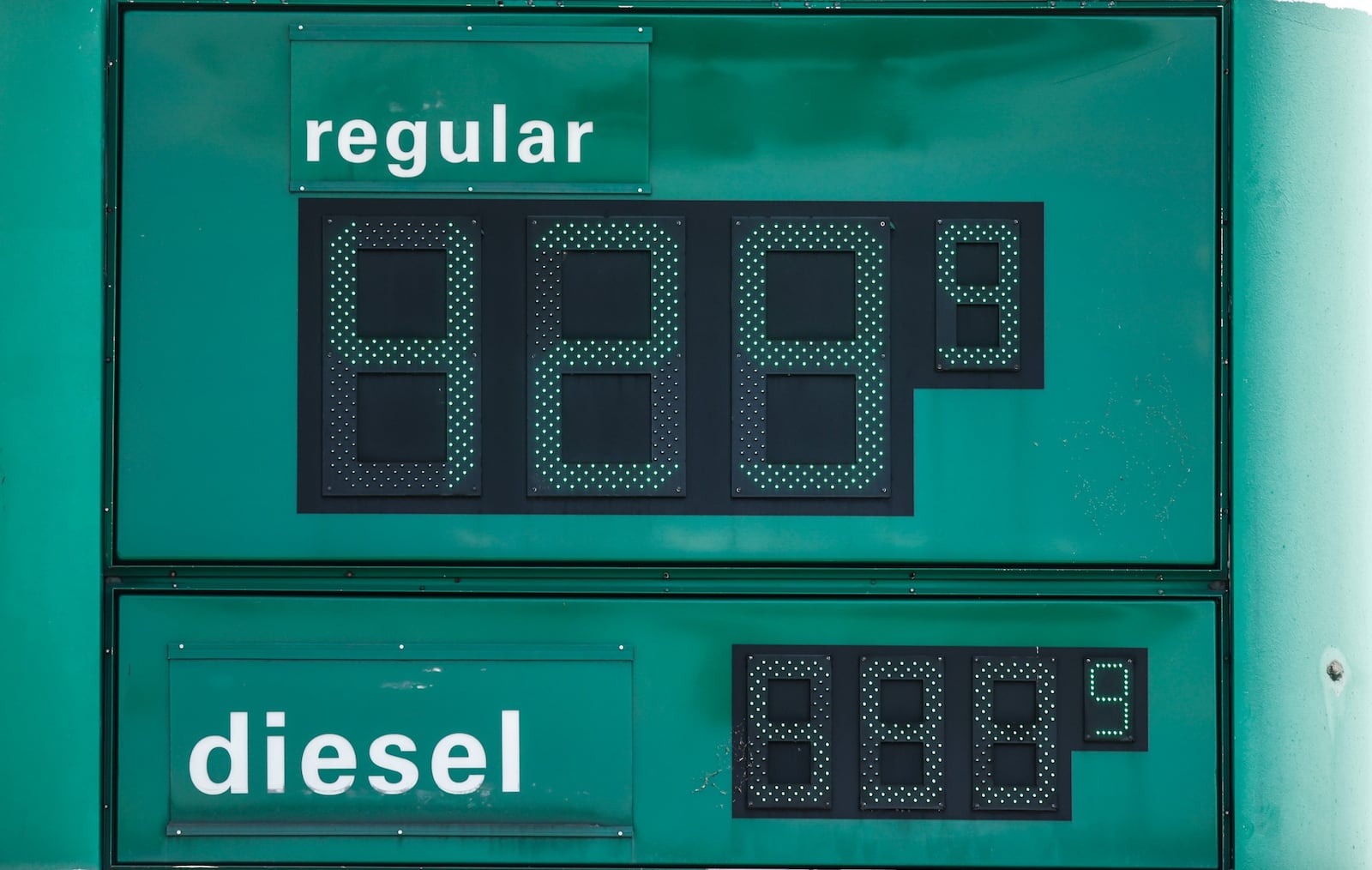 Gas prices, which were over $5 a gallon in Dayton just a month ago, had fallen below $4.30 at several stations on Monday, July 11, 2022. JIM NOELKER/STAFF