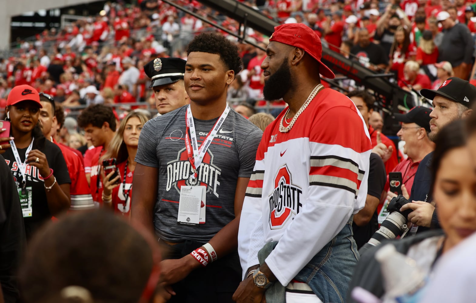 LeBron James visits Ohio Stadium