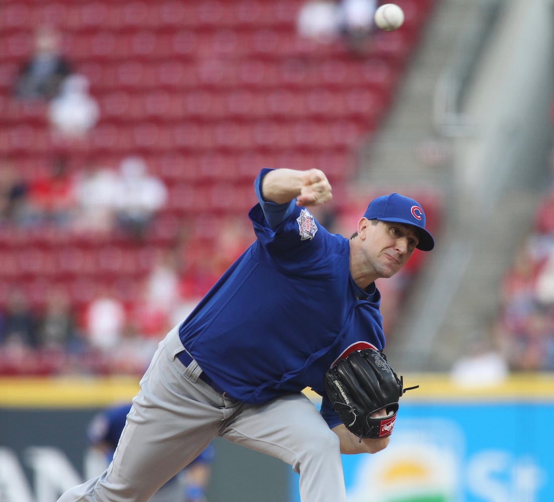 Photos: Reds fall 3-1 to Cubs in series opener