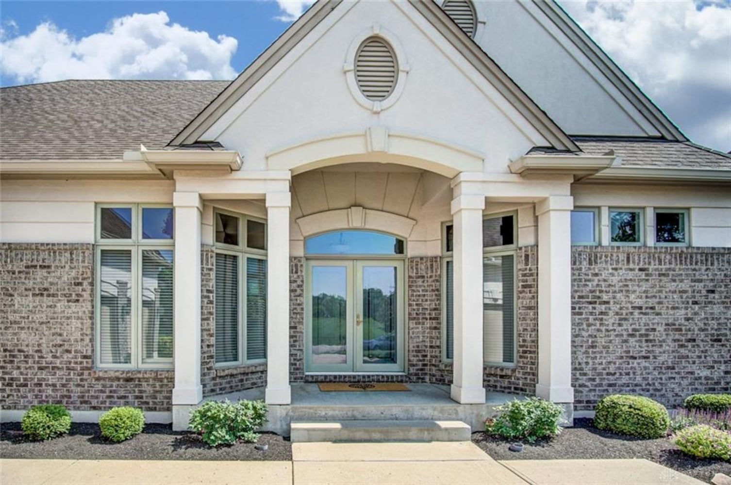 PHOTOS: Luxury home with Yankee Trace Golf Club view on market in Centerville