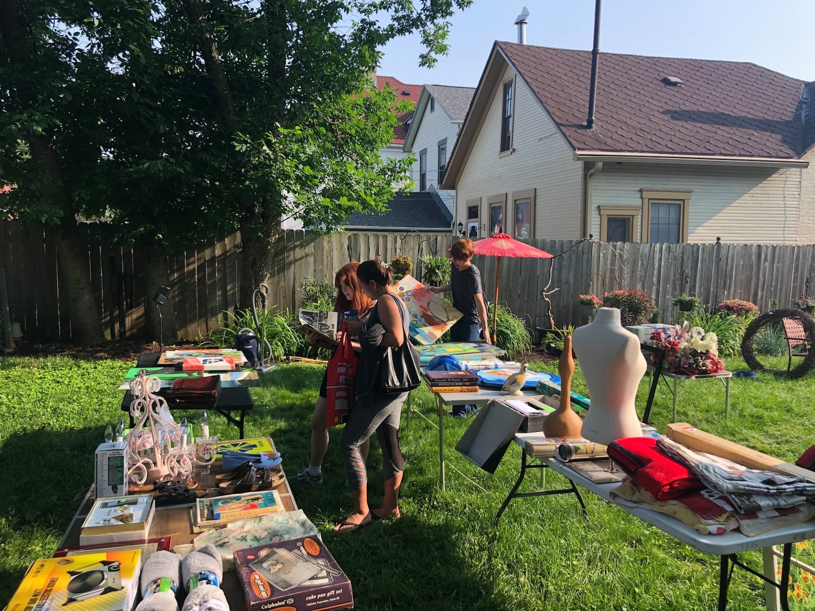 Trash ‘N Treasure is an opportunity to thrift and hunt for valuables (and perhaps the not-so-valuables, depending on who’s asking), all while spending some springtime among the Victorian-style residences and fresh flower blooms of St. Anne’s Hill. CONTRIBUTED