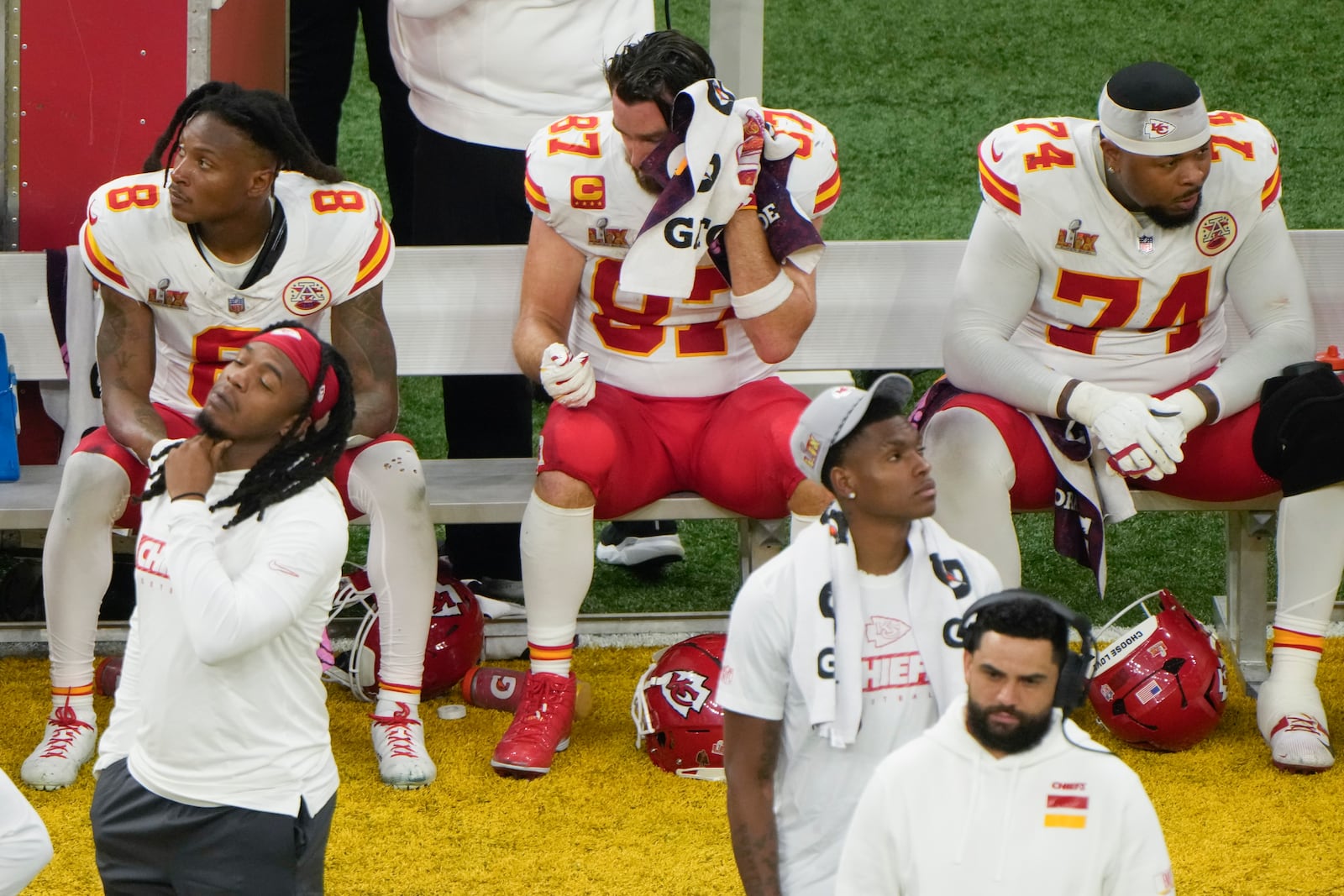 Kansas City Chiefs tight end Travis Kelce (87) sits on the bench during the second half of the NFL Super Bowl 59 football game against the Philadelphia Eagles, Sunday, Feb. 9, 2025, in New Orleans. (AP Photo/Charlie Riedel)