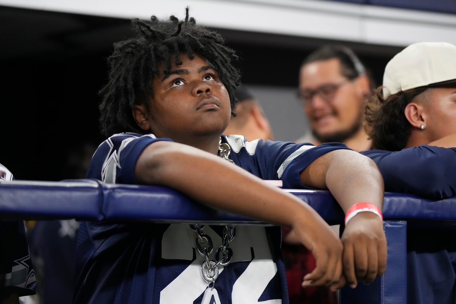 Dallas Cowboys fan Dewayne Dailey watches play against the Philadelphia Eagles in the second half of an NFL football game in Arlington, Texas, Sunday, Nov. 10, 2024. (AP Photo/Jeffrey McWhorter)