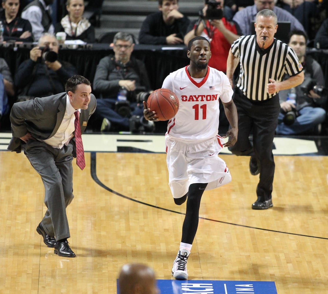 A-10 tourney: Dayton Flyers vs. St. Joseph's