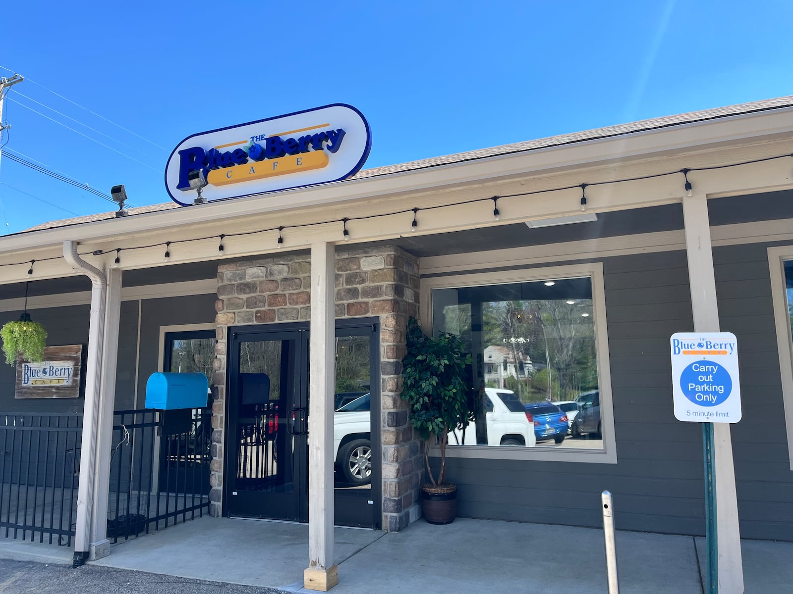 The Blue Berry Cafe is opening its doors at 129 W. Franklin St. in Bellbrook on Wednesday, April 24. NATALIE JONES/STAFF