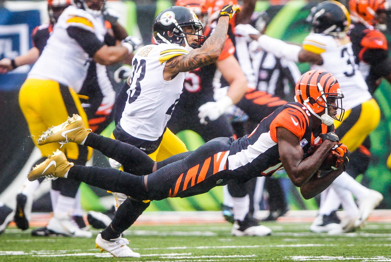 Cincinnati Bengals wide receiver A.J. Green makes a diving catch for the football during their game against the Pittsburgh Steelers Sunday, Oct. 14, 2018, at Paul Brown Stadium in Cincinnati. NICK GRAHAM/STAFF