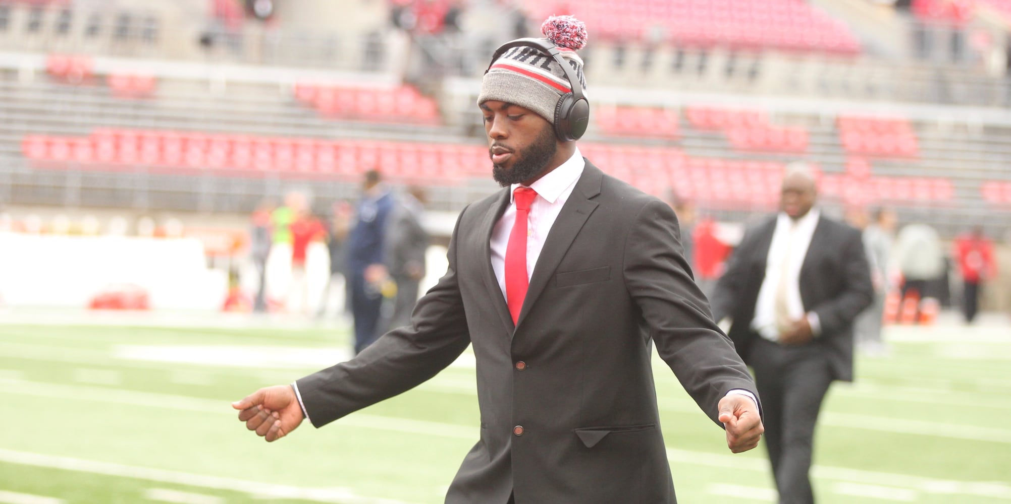 Pregame photos: Ohio State shows off new uniforms