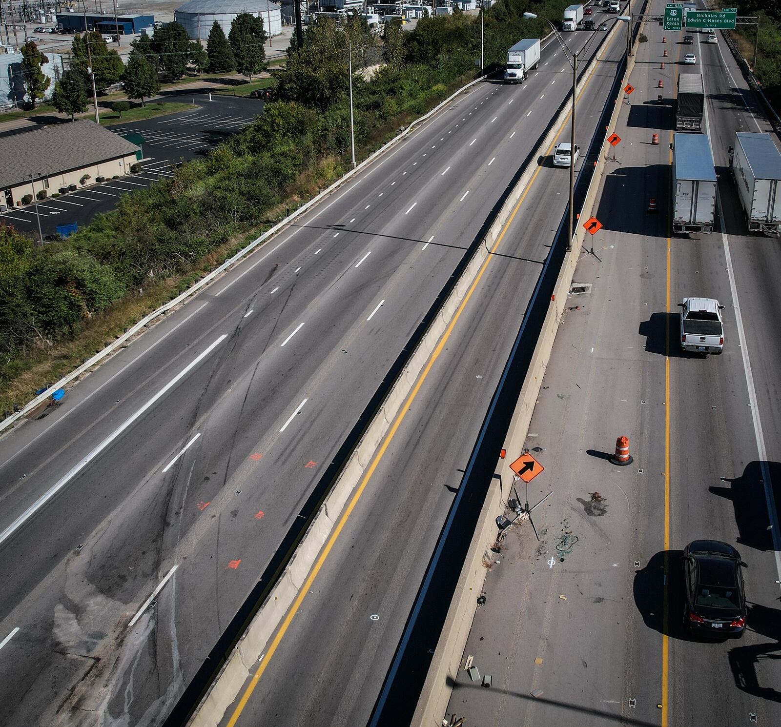 Skid marks on Interstate 75 shows where a Montgomery County Sheriff's vehicle was involved in a multiple-vehicle crash Monday morning, Oct. 3, 2022. A jail inmate was killed in the crash and a deputy and three other inmates were injured. JIM NOELKER/STAFF