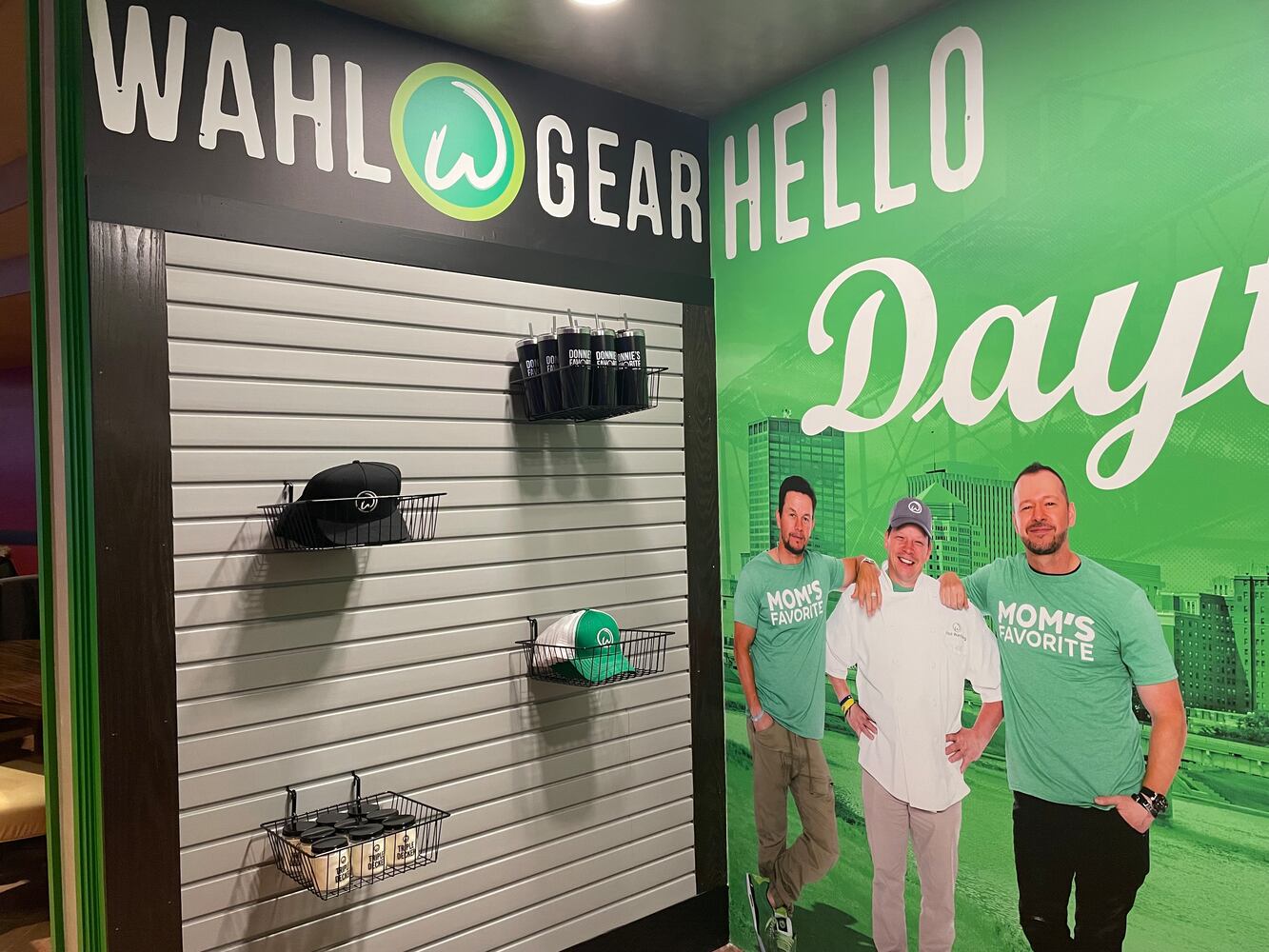 Wahlburgers