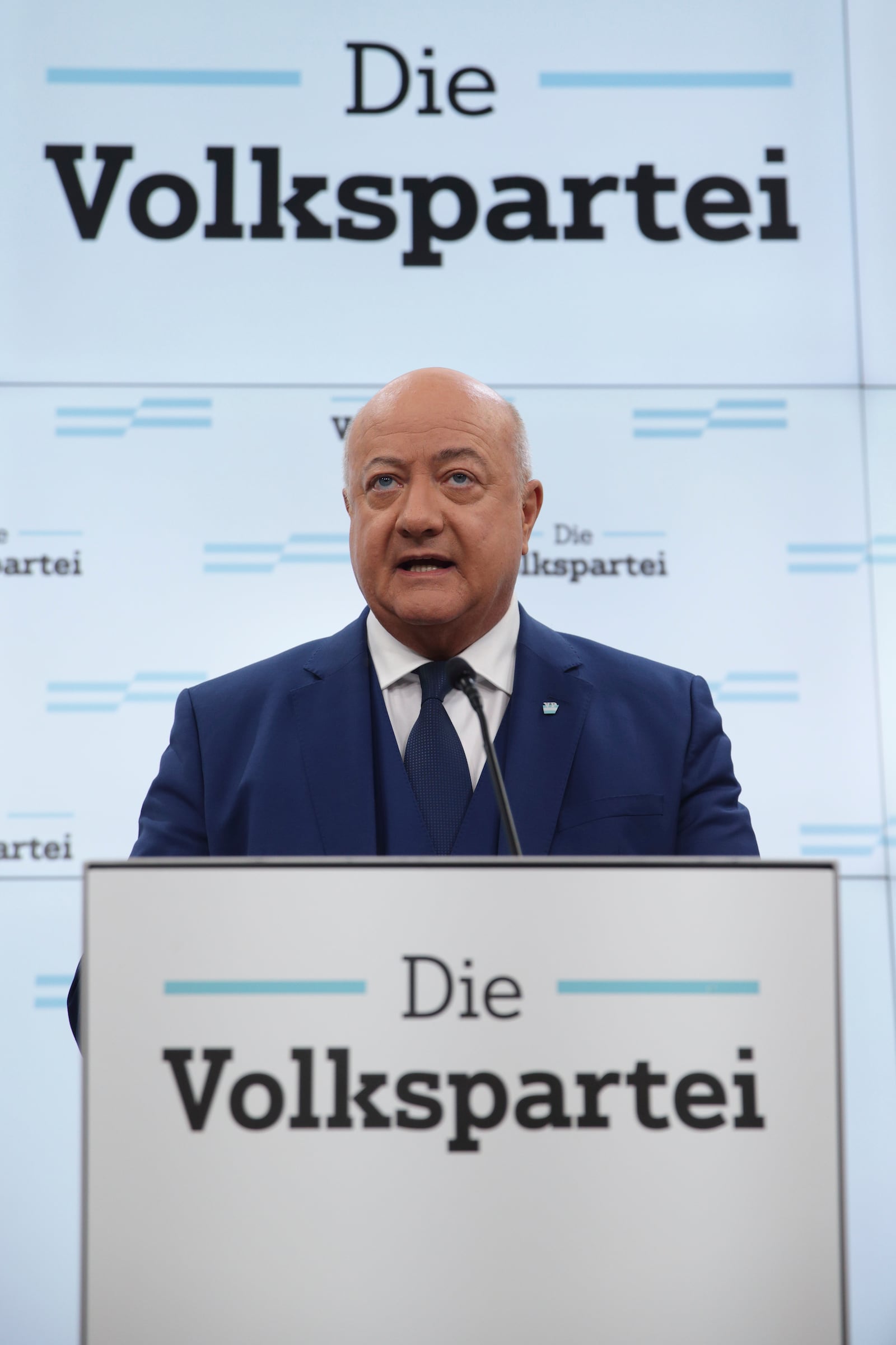 Head of Austrian Peoples' Party (OeVP) Christian Stocker addresses a news conference in Vienna, Austria, Wednesday, Feb 12, 2025. . (AP Photo/Heinz-Peter Bader)