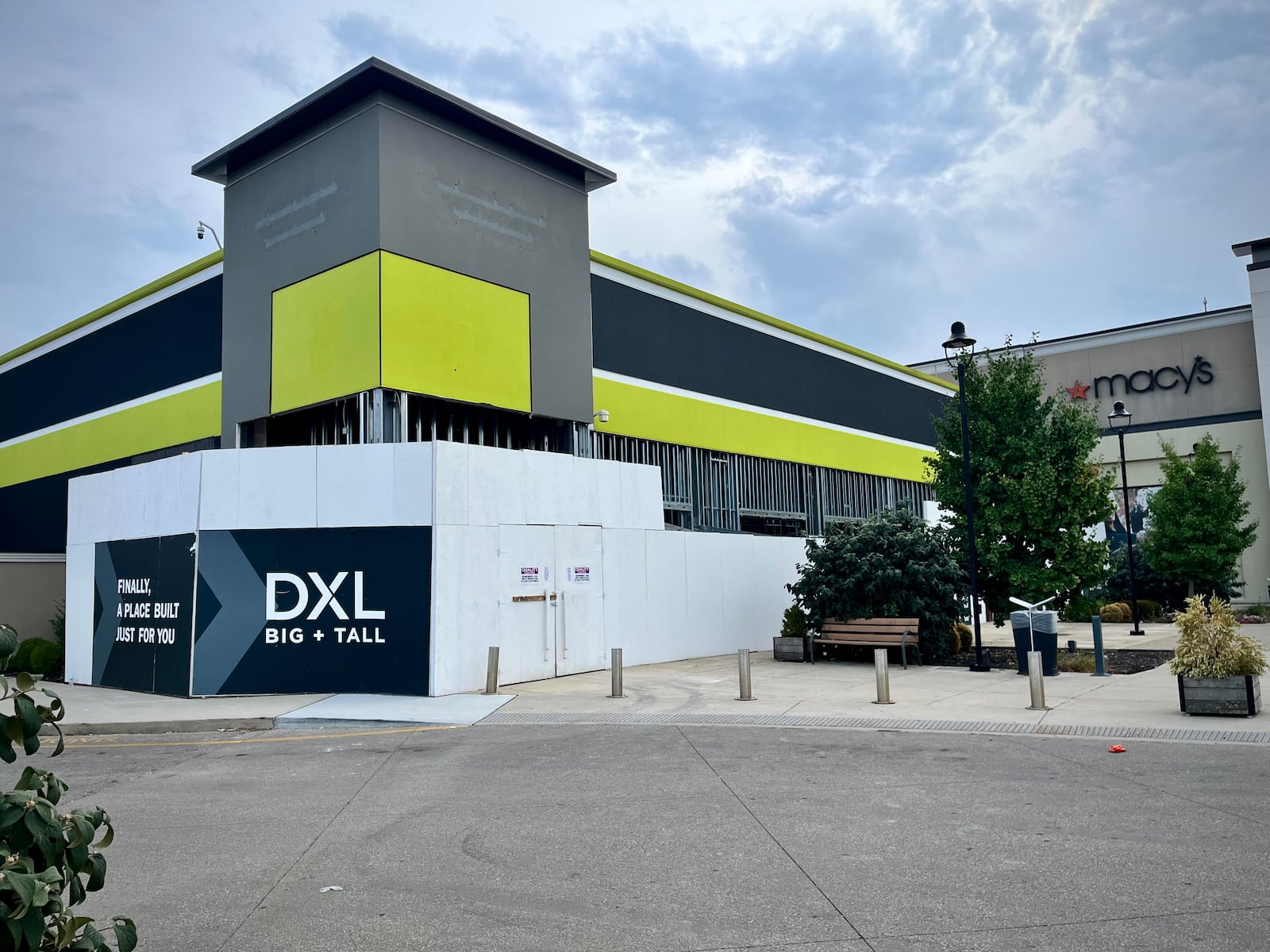 DXL Big + Tall will be located outside the main entrance of the Mall at Fairfield Commons at 2729 Fairfield Commons Blvd. NATALIE JONES/STAFF