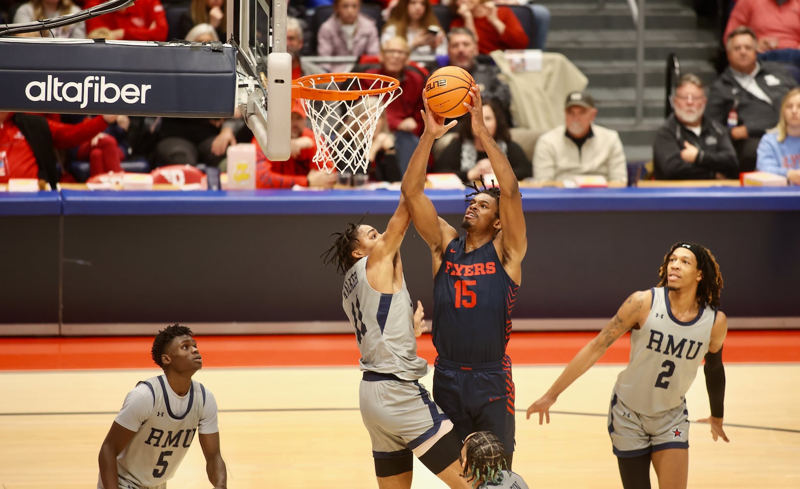 Dayton vs. Robert Morris