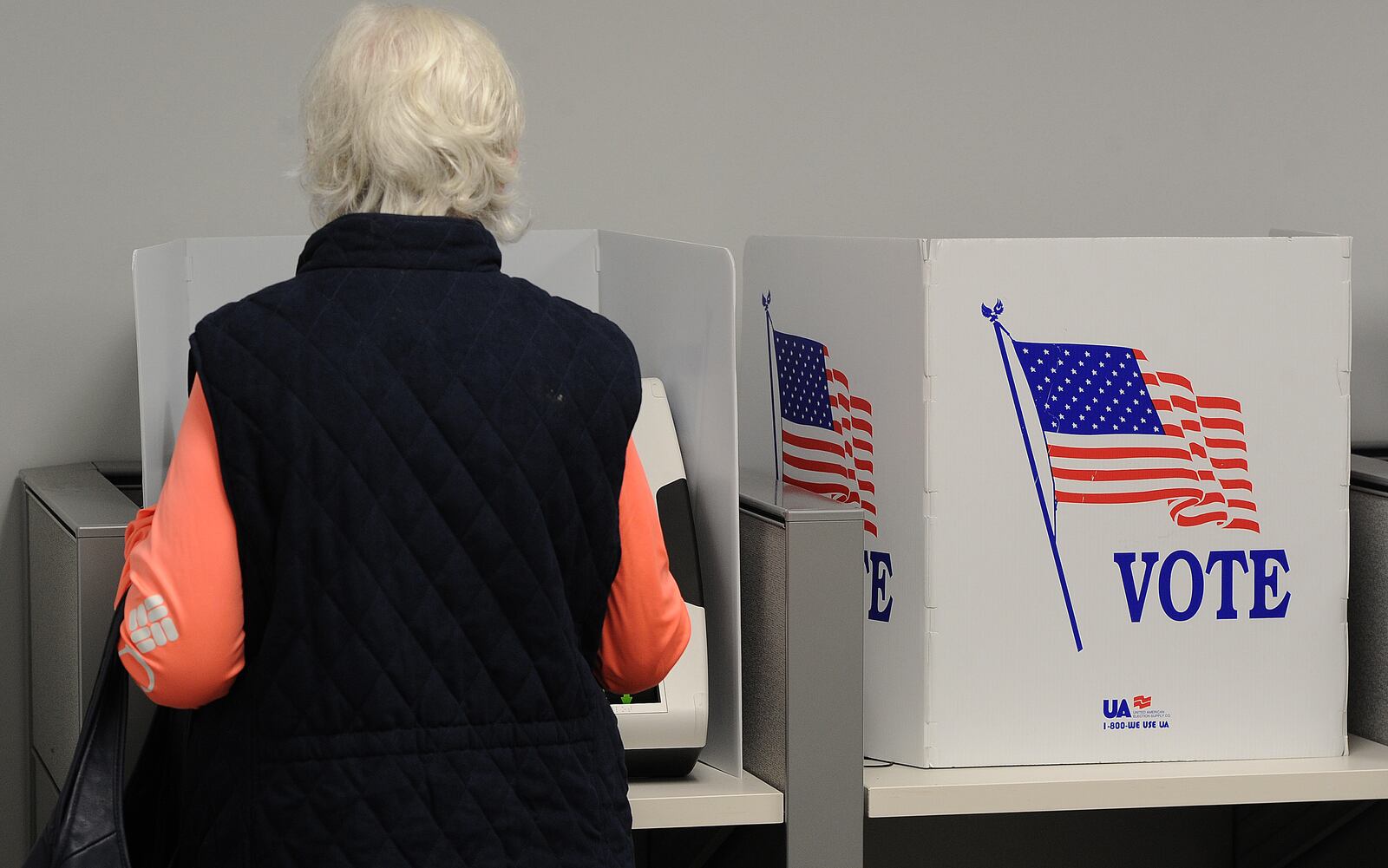 Lots of residents took advantage of early voting at the Montgomery County Board of Elections Thursday Oct. 28, 2021. MARSHALL GORBY\STAFF