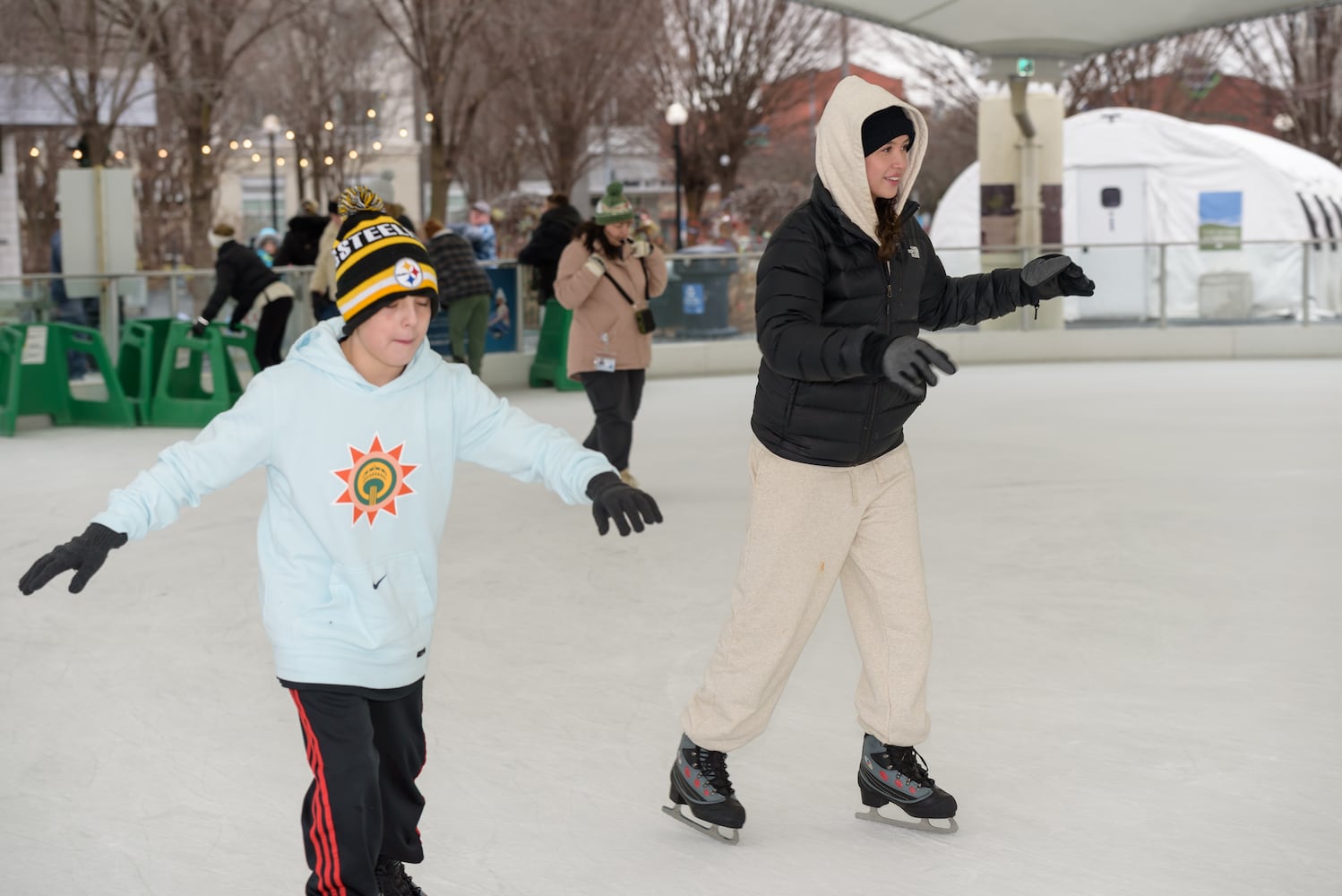 PHOTOS: Family Skate Day at RiverScape MetroPark