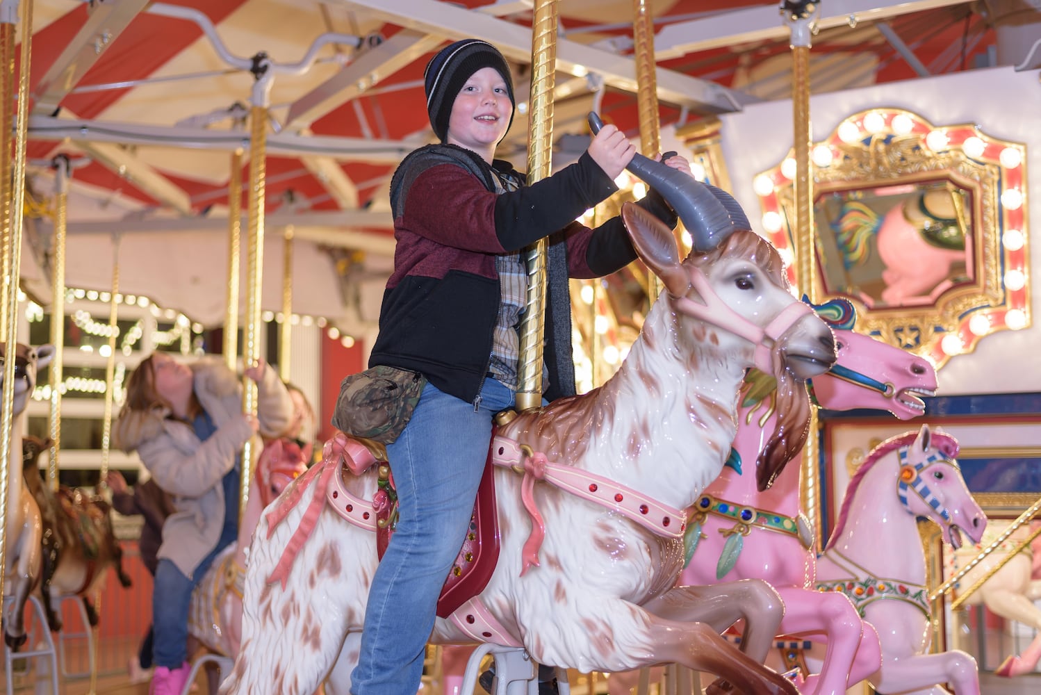 PHOTOS: Barnabe's Buckeye Tree Lighting Ceremony at Young's Jersey Dairy