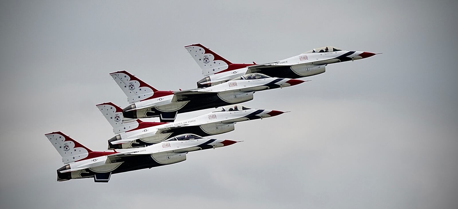 The U.S. Air Force Thunderbirds fly at the Dayton Air Show Sunday, July 23. MARSHALL GORBY/STAFF