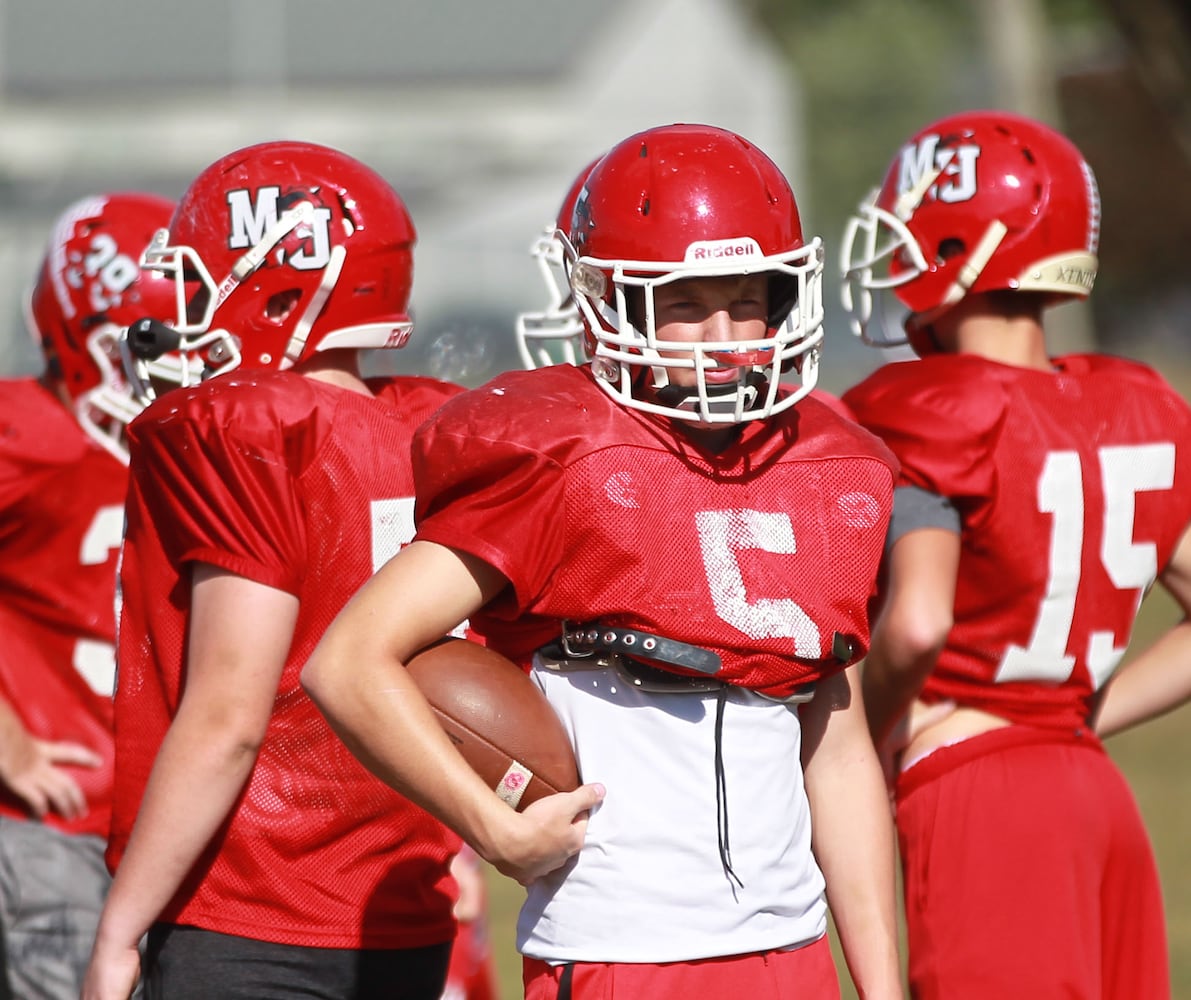 PHOTOS: Milton-Union football, Week 6