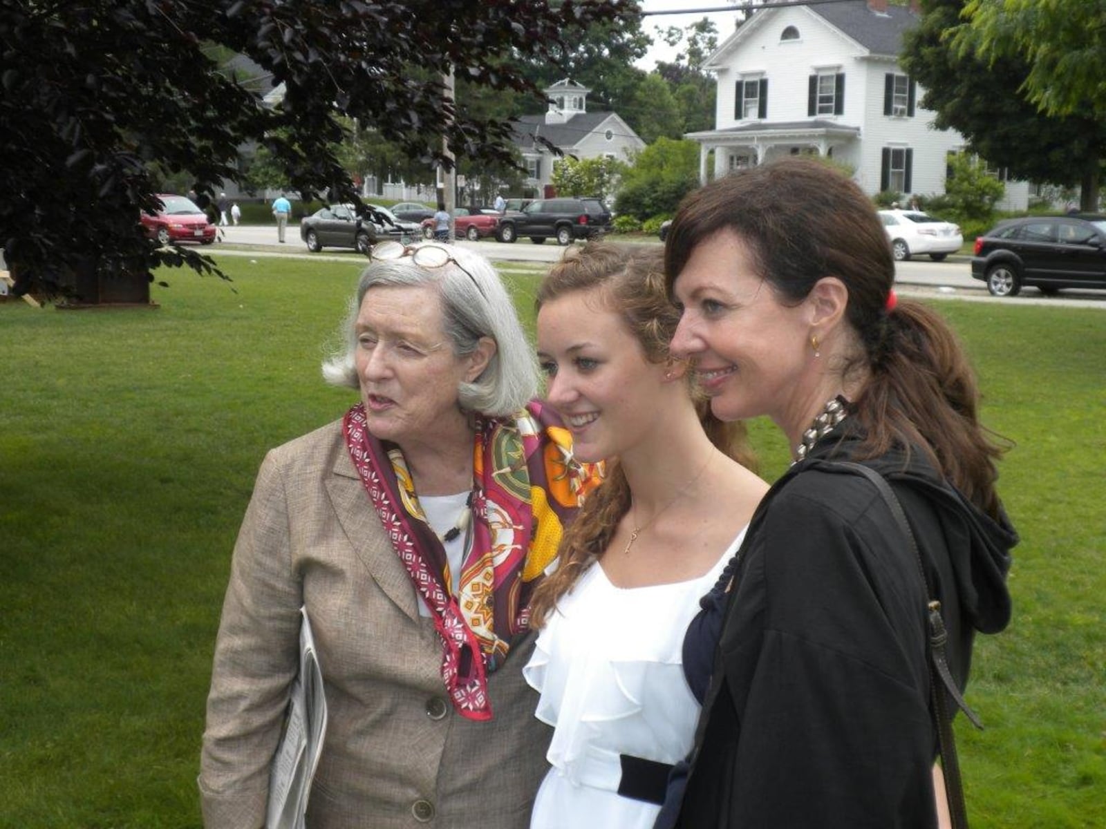 Allison Janney and her mother, Macy, pictured with Allison’s niece, Petra.