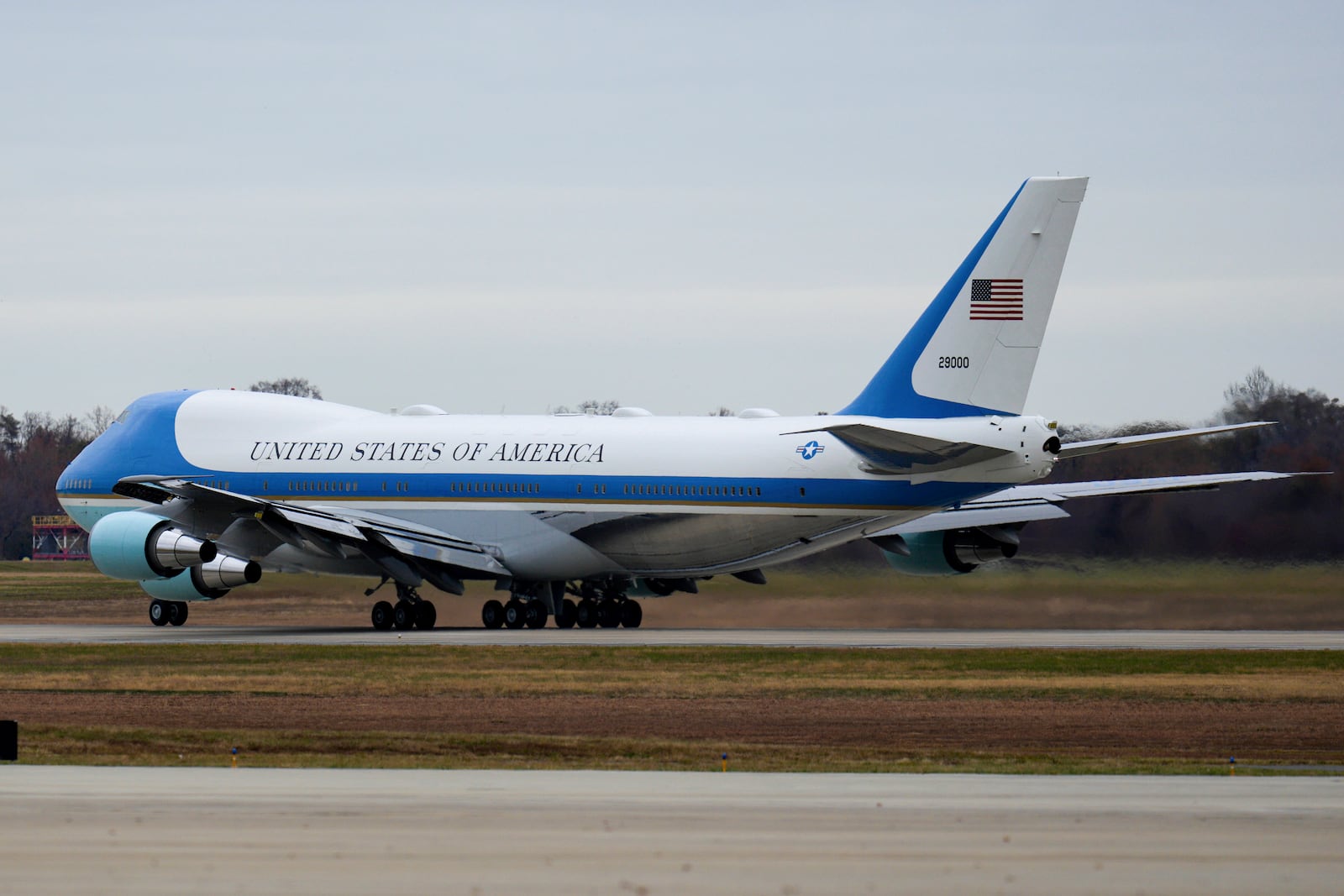 Air Force One takes off with President Joe Biden aboard at Joint Base Andrews, Md., Thursday, Nov. 14, 2024, en route to Lima, Peru to join other world leaders at the APEC Summit. (AP Photo/Jessica Rapfogel)