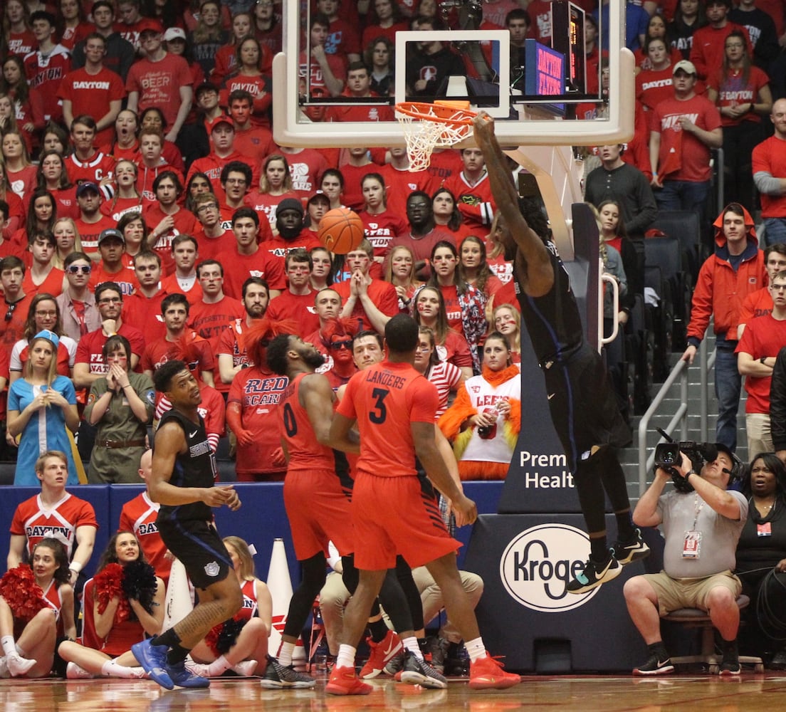 Twenty photos: Dayton Flyers vs. Saint Louis